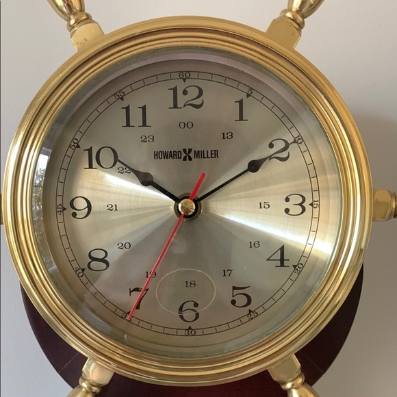 Howard Miller Gold‎ and Brown Nautical Art Clock with Ship's Wheel Design - Picture 4 of 9